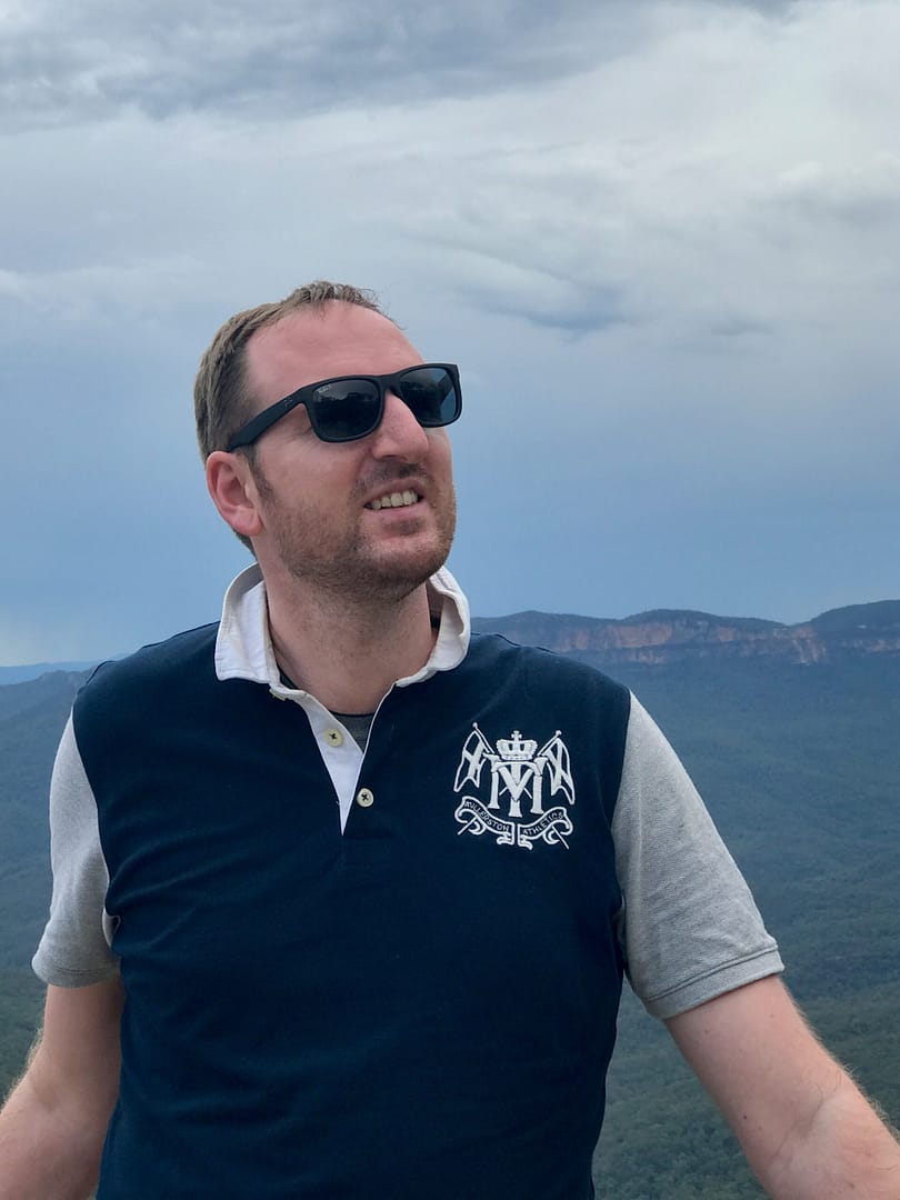 Tim Smalley, mindset and clarity coach. Using coaching for clarity to help high performers and thoughtful professionals find calm, direction and purpose through personal realignment.